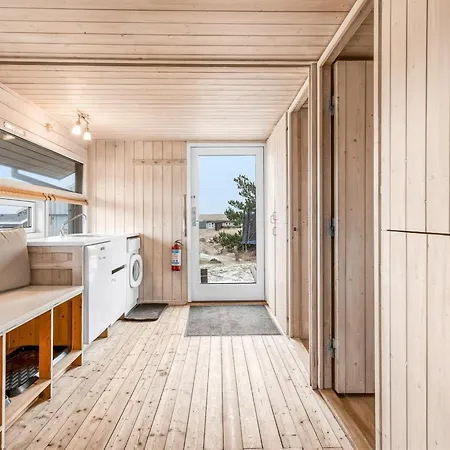 Krak - 1km From The Sea By Interhome